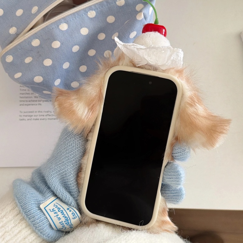 Coque de téléphone en peluche  - Phone Cases Iphone 13 avis et prix